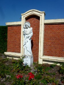 Saint-Folquin (Pas-de-Calais) statue de la Vierge, 1944