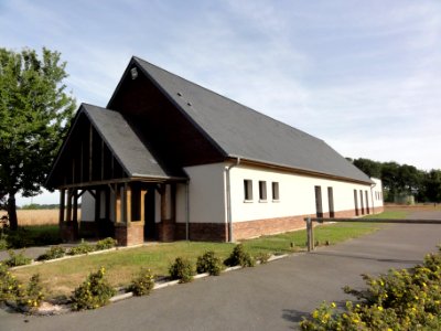 Sainte-Marguerite-sur-Fauville (Seine-Mar.) Salle communale René de Saint-Delis