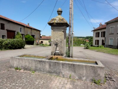 Sainte-Pôle (M-et-M) fontaine A