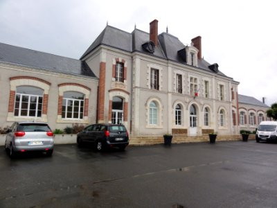 Saint-Claude-de-Diray (Loir-et-Cher) Mairie-écoles