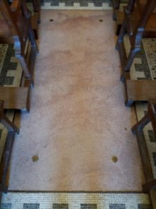 Saint-Cyr-au-Mont-d'Or - Ermitage du Mont Cindre - Chapelle, pierre tombale Requiescent in pace