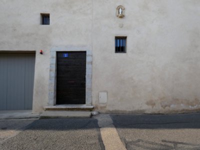 Sainte-Foy-lès-Lyon - Chemin de Fontanières - Porte et vierge au numéro 2