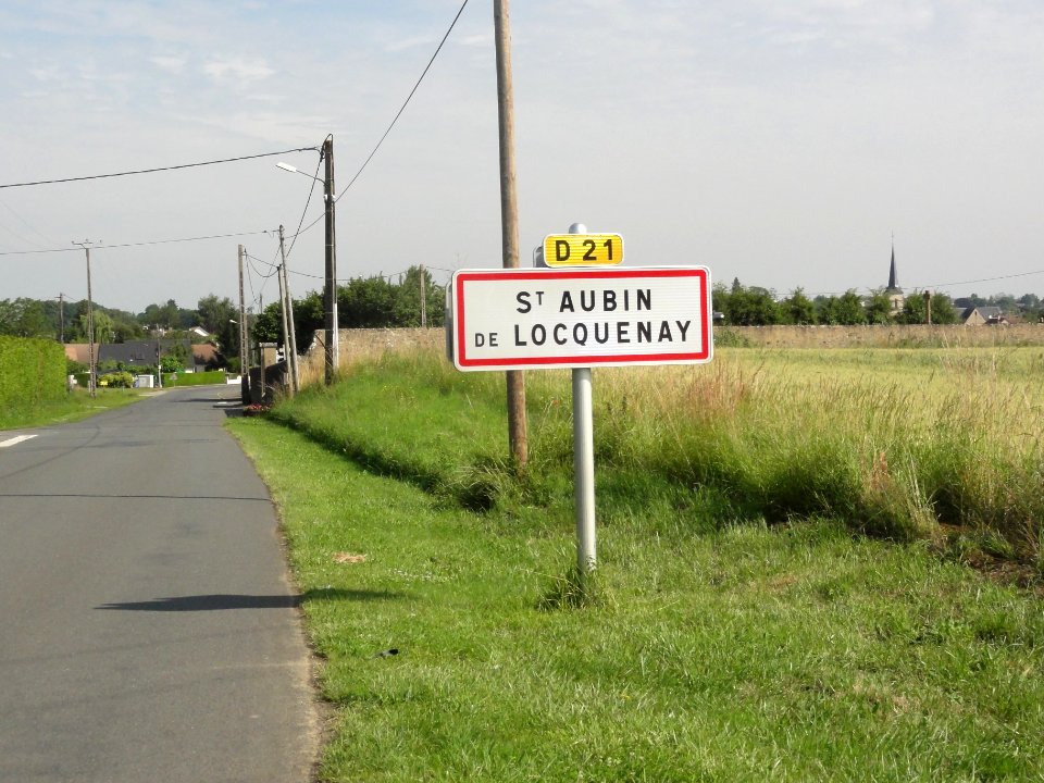 Saint-Aubin-de-Locquenay (Sarthe) entrée