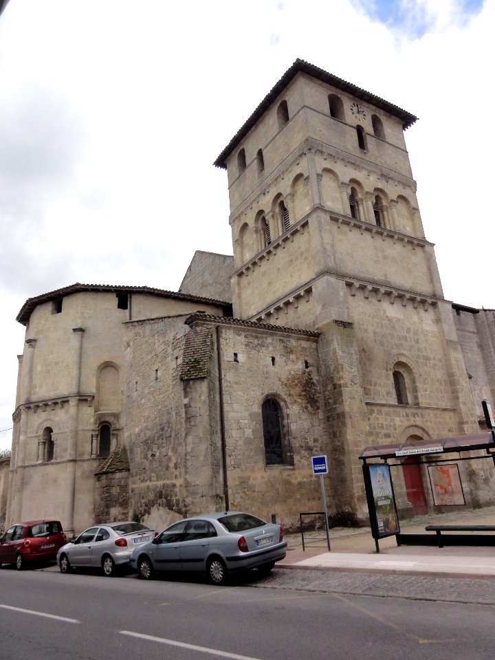 Saint-André-de-Cubzac (Gironde) église 03