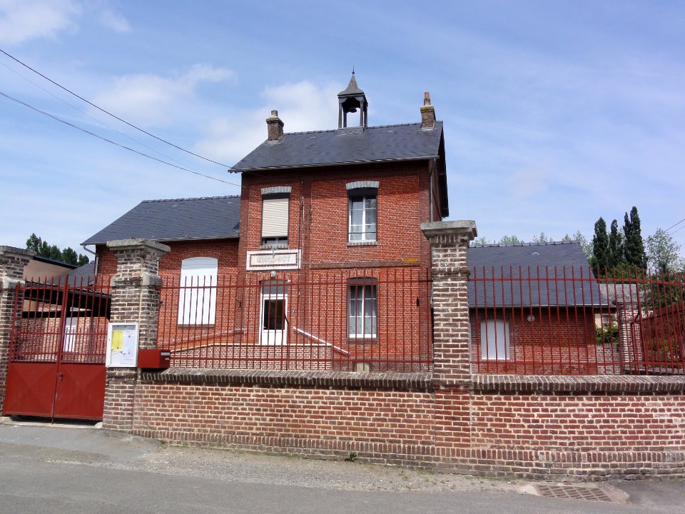 Sainte-Geneviève (Aisne) mairie, école mixte