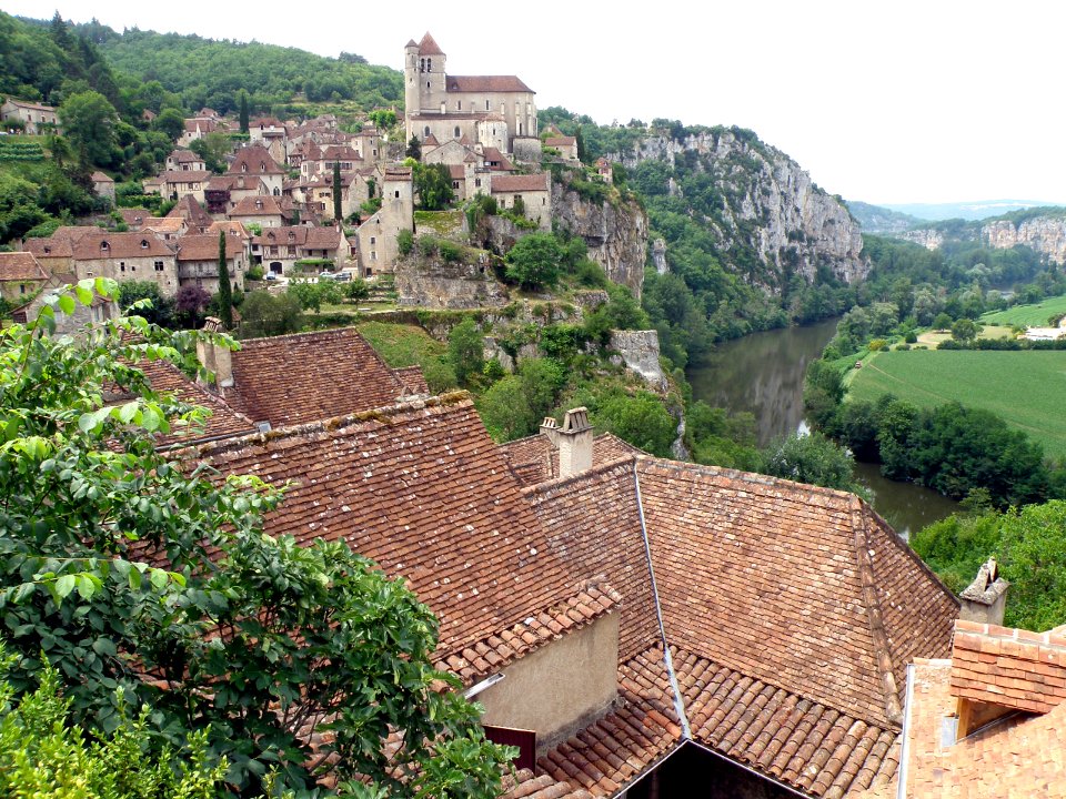 Saint-Cirq-Lapopie Vue générale 4