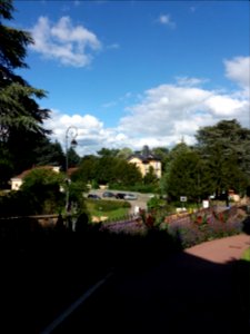Saint-Cyr-au-Mont-d'Or - Parc de la Mairie, vue sur le parking