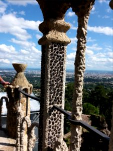 Saint-Cyr-au-Mont-d'Or - Ermitage du Mont Cindre - Jardin de prière - Belvédère, piliers