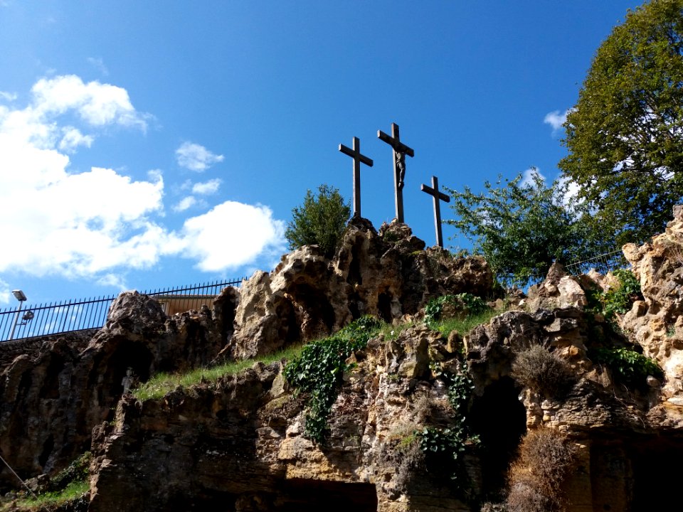 Saint-Cyr-au-Mont-d'Or - Ermitage du Mont Cindre - Jardin de prière, calvaire 01
