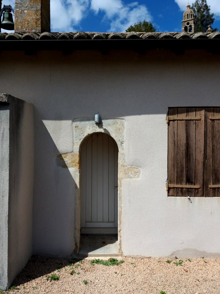 Saint-Cyr-au-Mont-d'Or - Ermitage du Mont Cindre - Chapelle, porte sud
