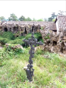 Saint-Cyr-au-Mont-d'Or - Ermitage du Mont Cindre - Jardin de prière, croix 01