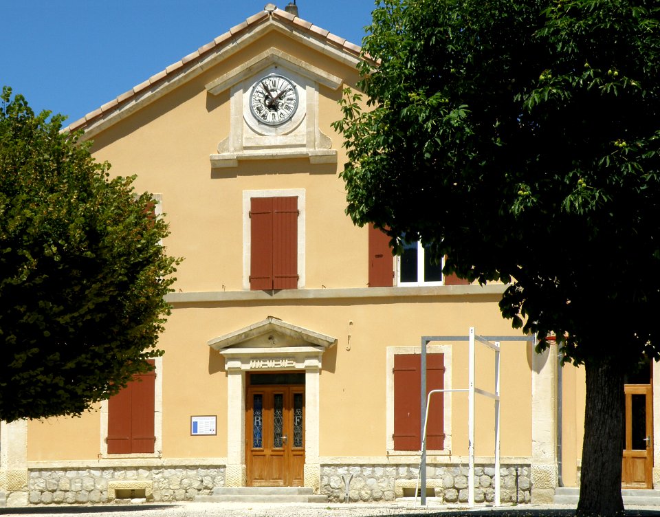 Sainte-Jalle Mairie-école