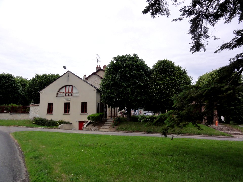 Saint-Cyr-la-Rivière (Essonne) La mairie