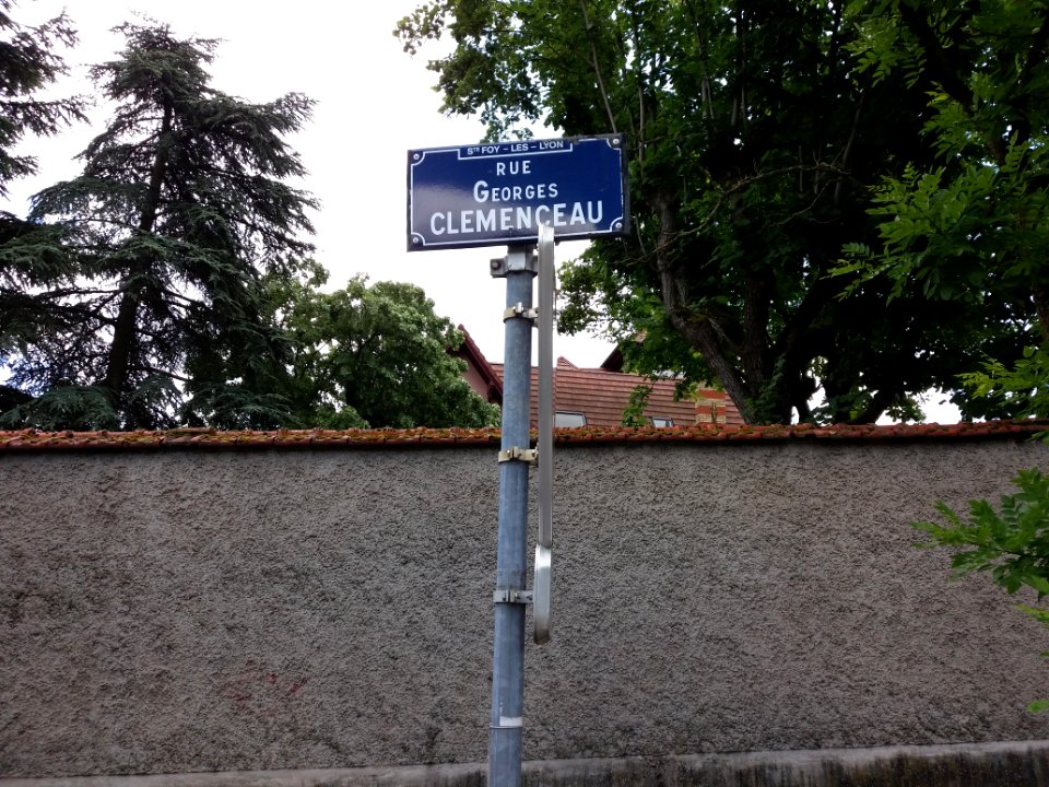 Sainte-Foy-lès-Lyon - Rue Georges Clemenceau, plaque