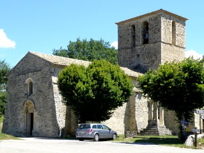 Sainte-Jalle Église Notre-Dame de Beauver 2