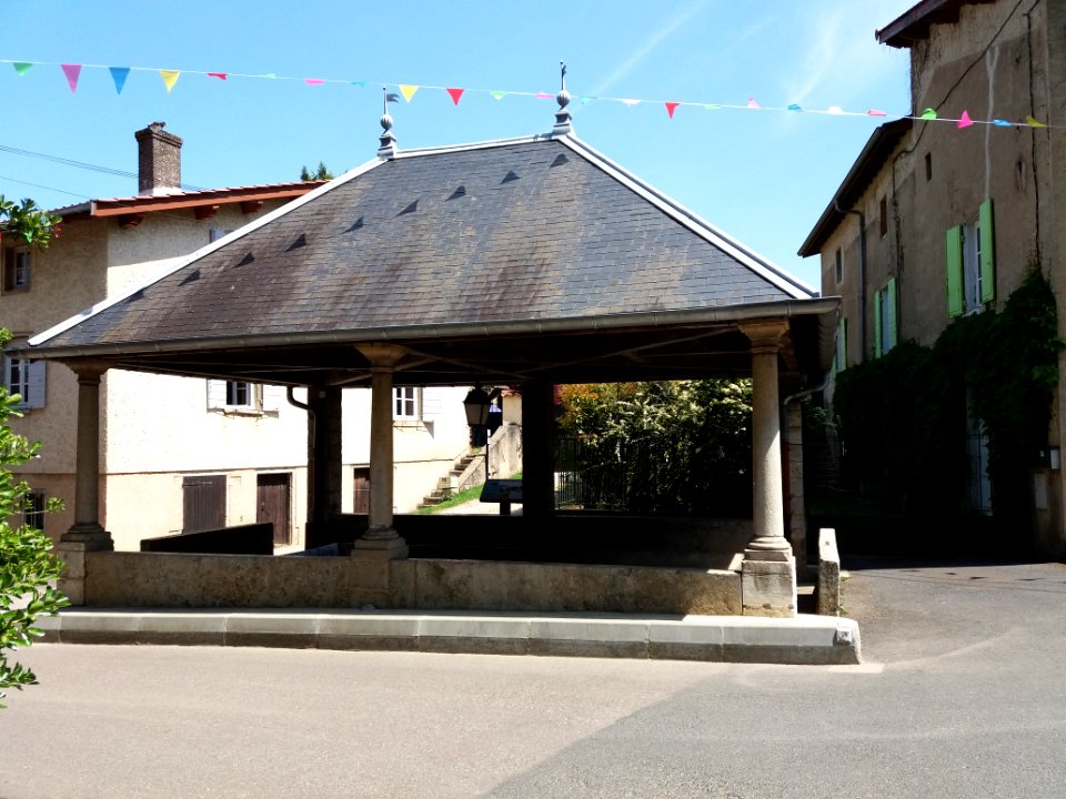 Saint-Germain-au-Mont-d'Or - Lavoir