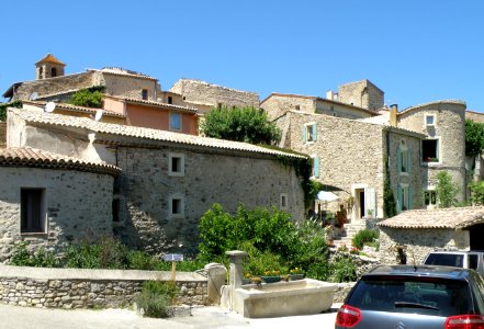 Sainte-Jalle Vieux bourg 26