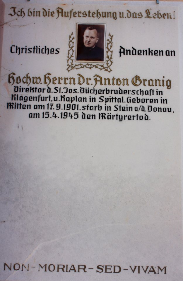 Sagritz - Pfarrkirche - Gedenkstein Anton Granig