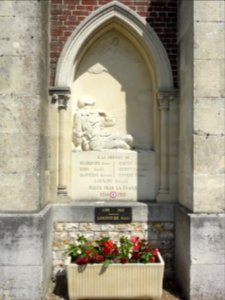 Saint-Clair-sur-les-Monts (Seine-Maritime) monument aux morts, partie 1