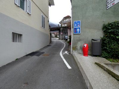 Saint-Gingolph - Rue de l'Église - Depuis la rue Nationale