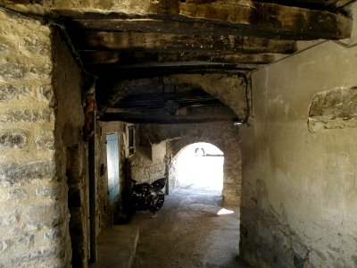 Sainte-Jalle Vieux bourg 20