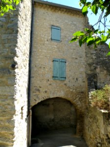 Sainte-Jalle Vieux bourg 19