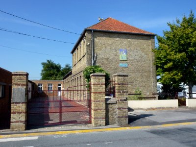 Sainte-Marie-Kerque (Pas-de-Calais) école Marais Angle