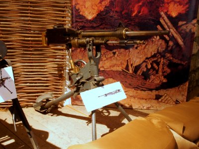Saint-Etienne model 1907T machine-gun photo