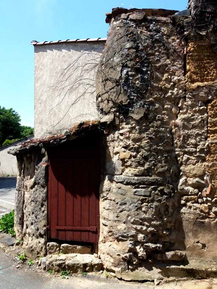 Saint-Germain-au-Mont-d'Or - Vieux mur impasse du Puits