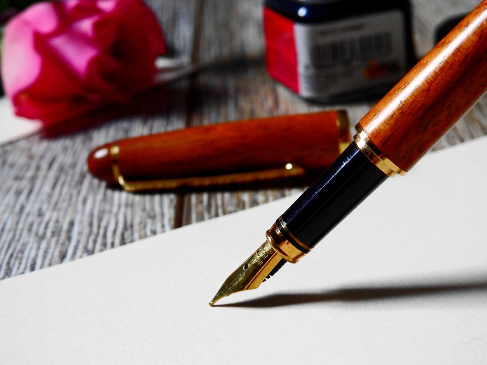 Filler fountain pen writing utensil