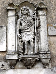 Saint-Germain-sur-Meuse (Meuse) statue St.Jean Baptiste sur façade maison