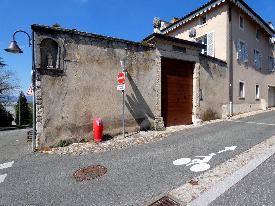 Sainte-Foy-lès-Lyon - Rue Joseph Ricard - Petit portail Mont-Riant