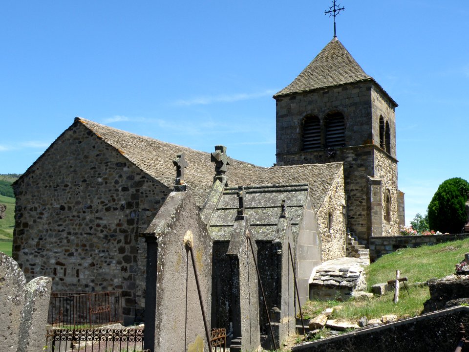 Saint-Floret Chastel3