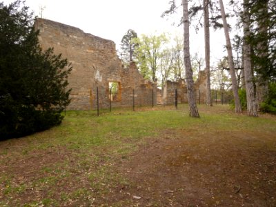 Saint-Genis-Laval - Parc de Beauregard - Maison forte 03