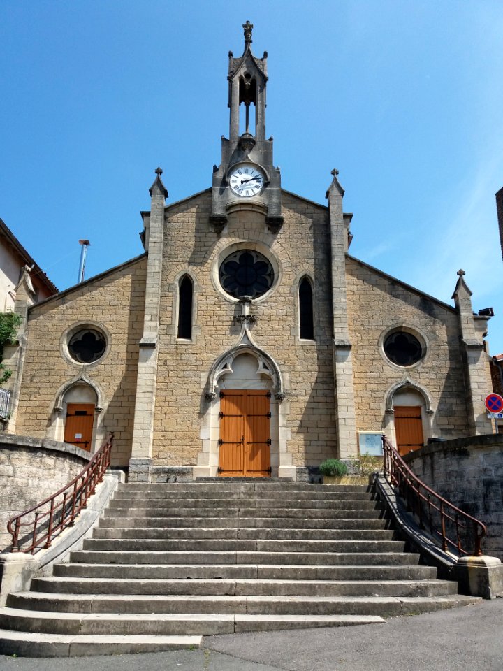 Saint-Germain-au-Mont-d'Or - Façade de l'église