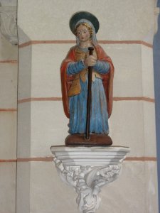 Saint-Georges-lès-Baillargeaux (vienne) église statue d'une Sainte