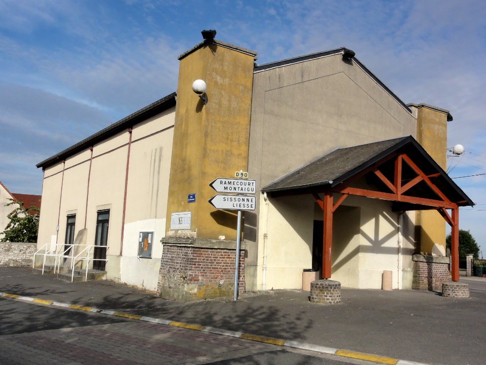 Saint-Erme-Outre-et-Ramecourt (Aisne) salle des fêtes