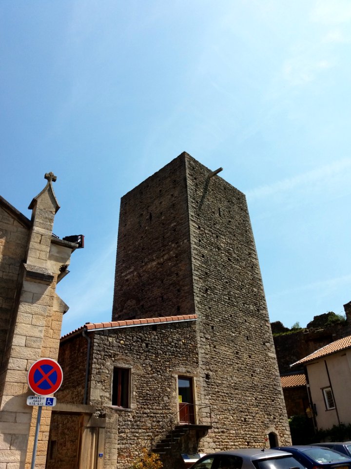 Saint-Germain-au-Mont-d'Or - Donjon