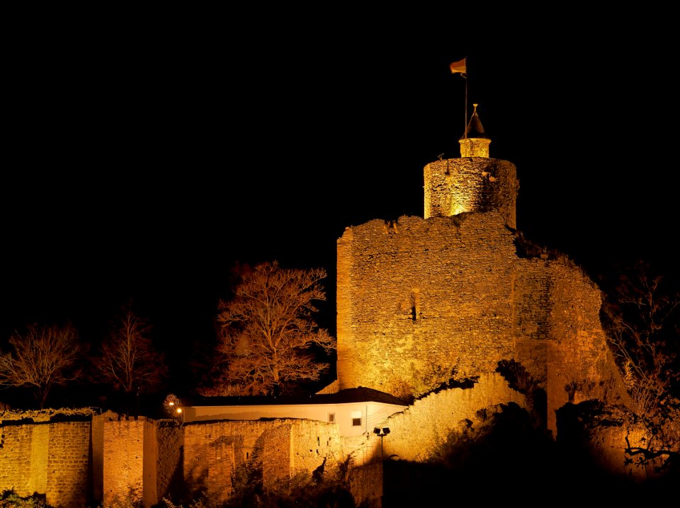 Saarburg Burg Nachts H1d