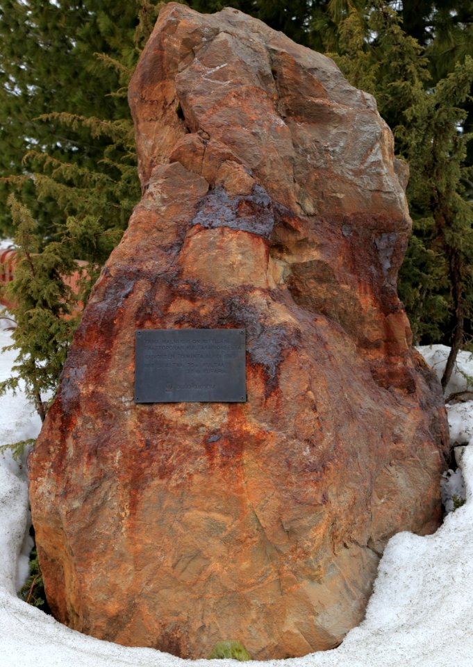 Saattopora Memorial Stone Kittilä 20160411