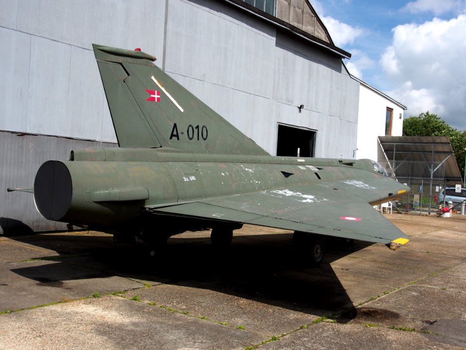 Saab Draken A-010in Aalborg Forsvars- og Garnisonsmuseum, pic-001