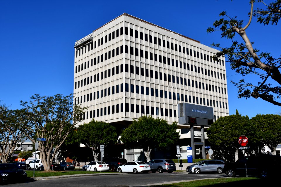 S. Mark Taper Foundation