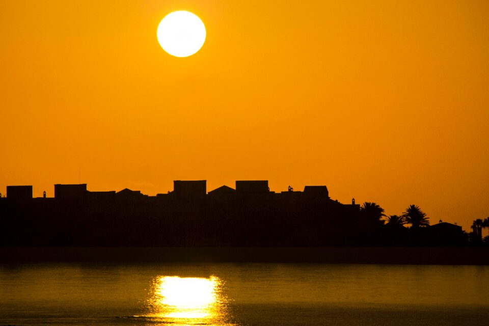 Houses silhouette mood sea