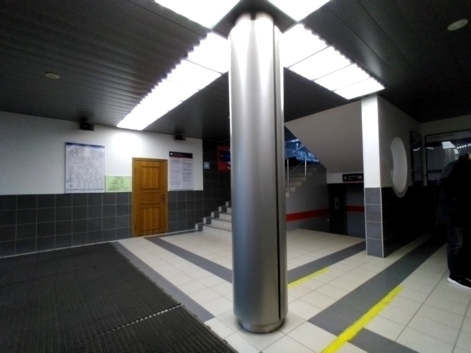 RZD Dubna 2020-09 station interior 3