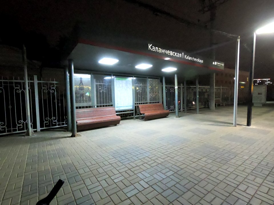 RZD Kalanchevskaya 2019-07 shelter night