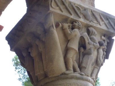 Sabadell - Capiteles de la Iglesia de Sant Salvador 02