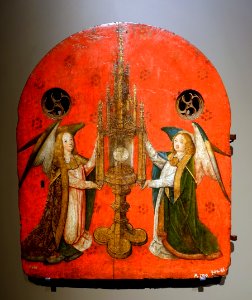 Sacrament cupboard door, with depiction of a monstrance, Cologne, 15th century, tempera and oil on wood - Museum Schnütgen - Cologne, Germany - DSC09910