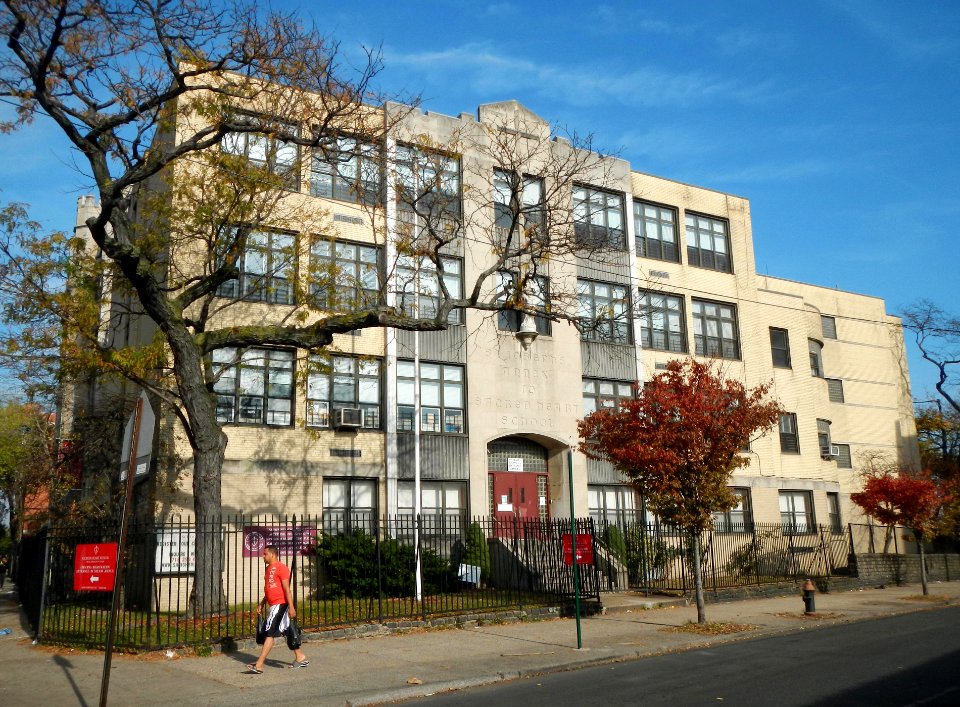 Sacred Heart School Nelson Av 168 jeh