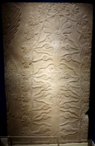 Sacred Tree - Room S, Northwest Palace, Nimrud (Kalhu), Iraq, Neo-Assyrian Period, reign of Ashur-nasir-pal II, c. 883-859 BC, alabaster - Brooklyn Museum - Brooklyn, NY - DSC08646