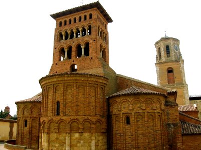 Sahagun - Iglesia de San Tirso 02